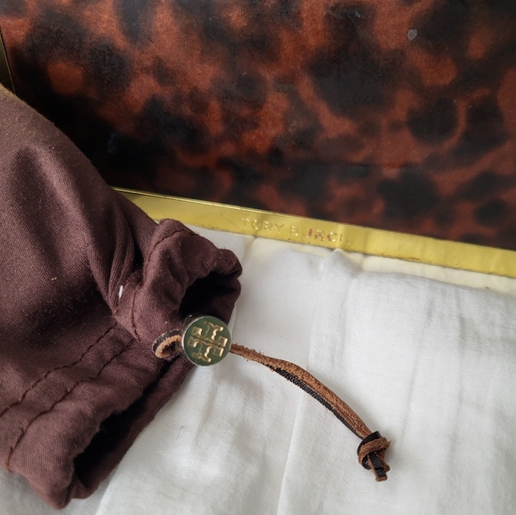 Tory Burch Black/Brown Butterfly Polarized Sunglasses - Picture 7 of 9